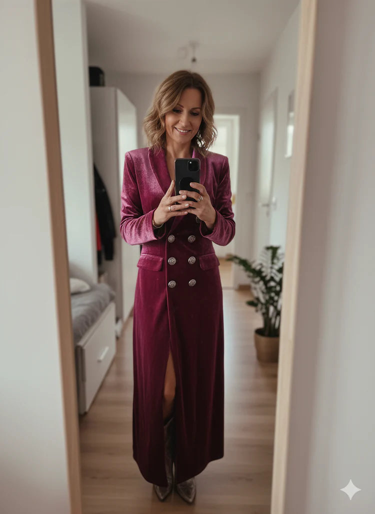 <h1><strong>Повече от 10 000 доволни клиенти при Мила & Елена</strong></h1><p></p>